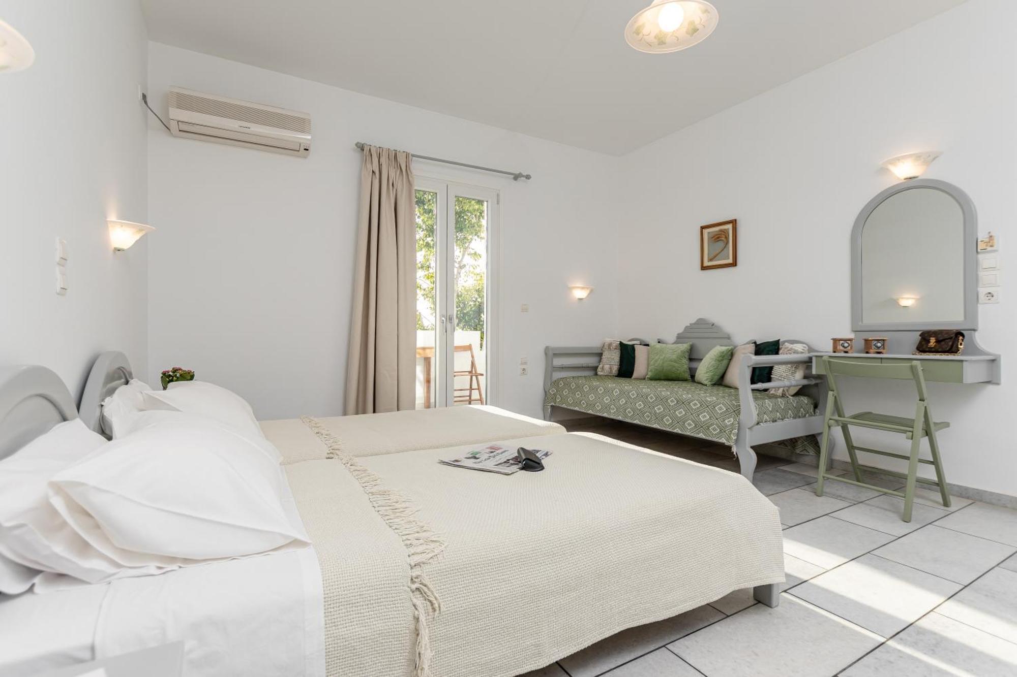 Birbas Hotel Agia Anna  Exteriér fotografie