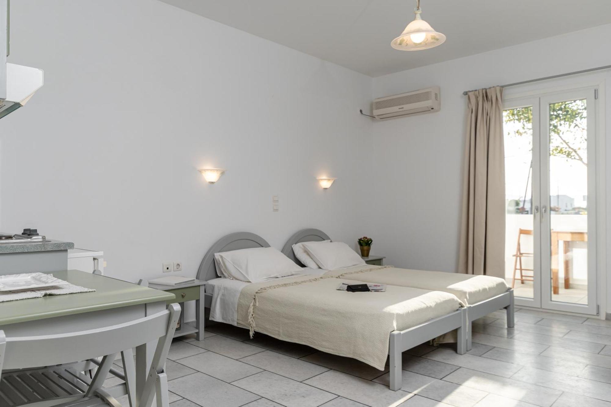 Birbas Hotel Agia Anna  Exteriér fotografie